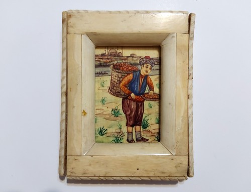 Miniature inlaid marquetry - miniature,